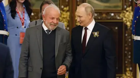 Brazil’s Leader Luiz Inácio Lula da Silva States There Is Zero Connection With Donald Trump
